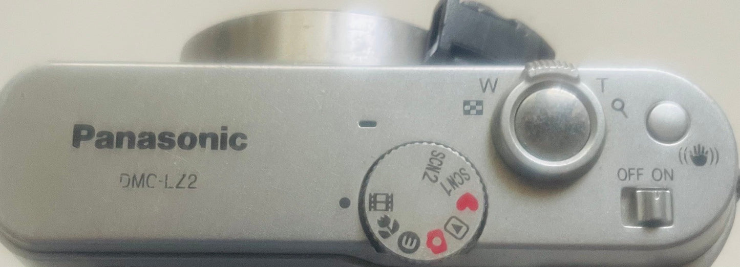 Fotocamera Digitale Panasonic Lumix DMC-LZ2 5.0MP Vintage Y2K Alimentazione AA
