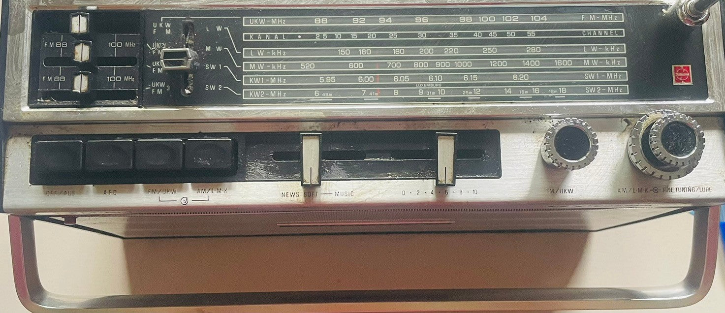 Radio Vintage National Panasonic RF-905 Multibanda – Anni '70