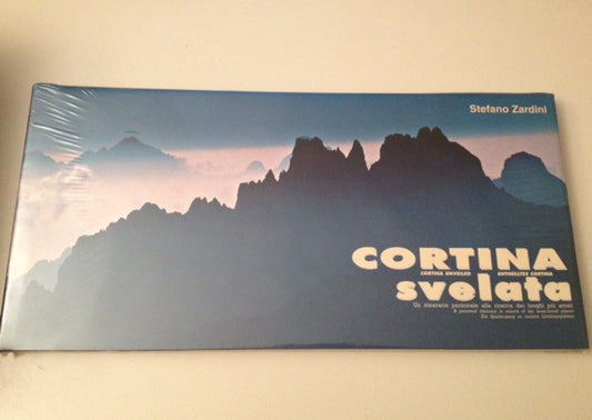 Dolomiti on the rocks. Lungo le vie ferrate e le pareti più straordinarie del mondo. Ediz. multilingue